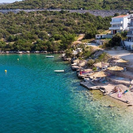 Beautiful Fully Renovated Apartment By The Sea, Large Balcony With Enchanting Views Neum Eksteriør bilde