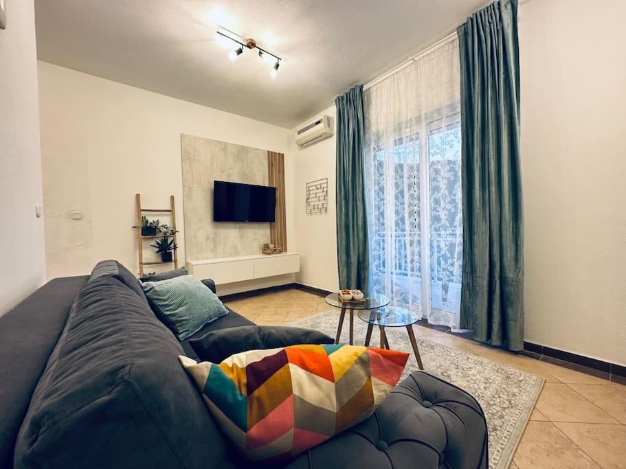 Beautiful Fully Renovated Apartment By The Sea, Large Balcony With Enchanting Views Neum Eksteriør bilde